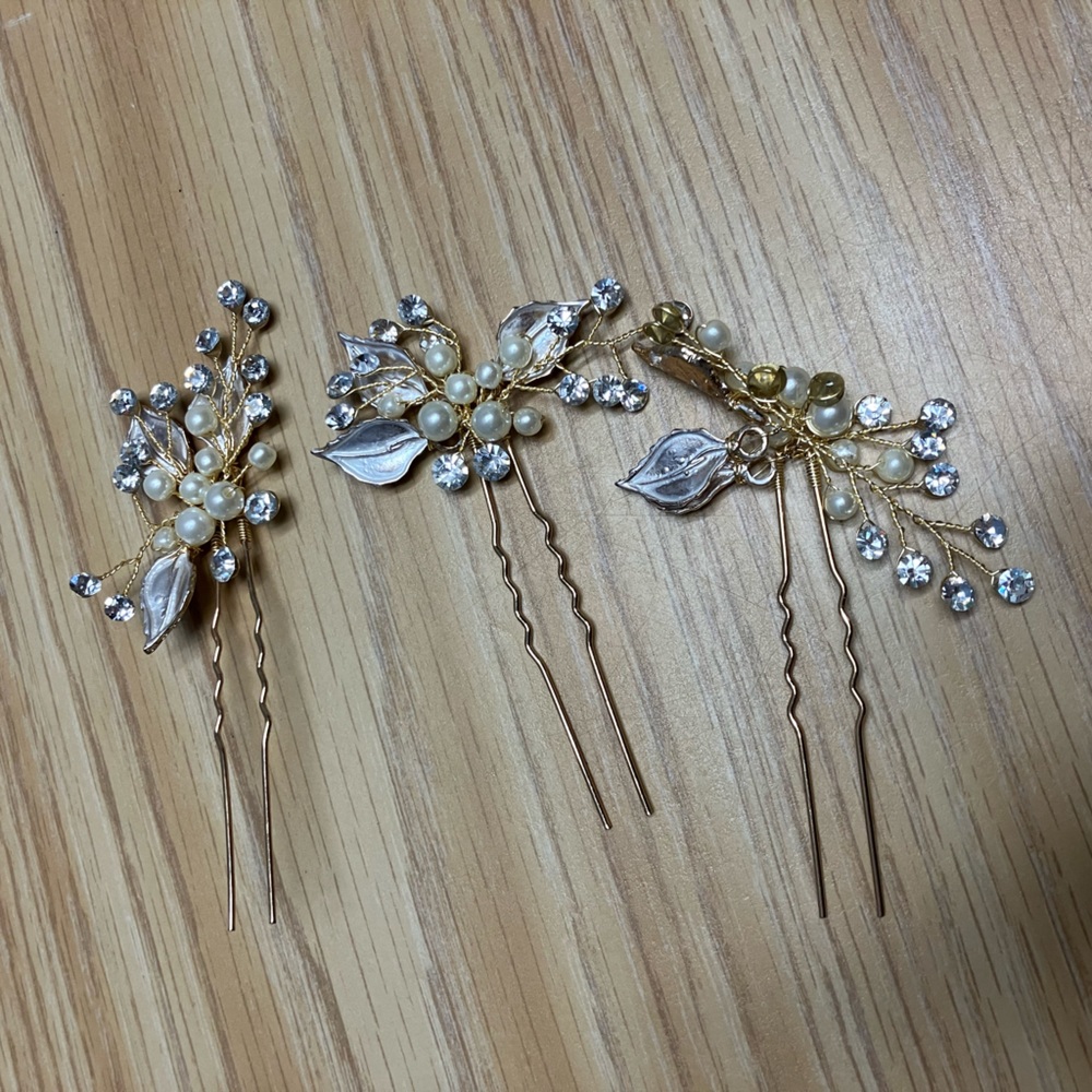 3 silver diamond Pearl bridal hair pins